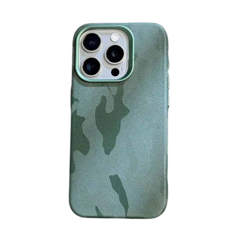 Capa Camuflada para iPhone - Design Verde Estiloso com Proteção Confiável