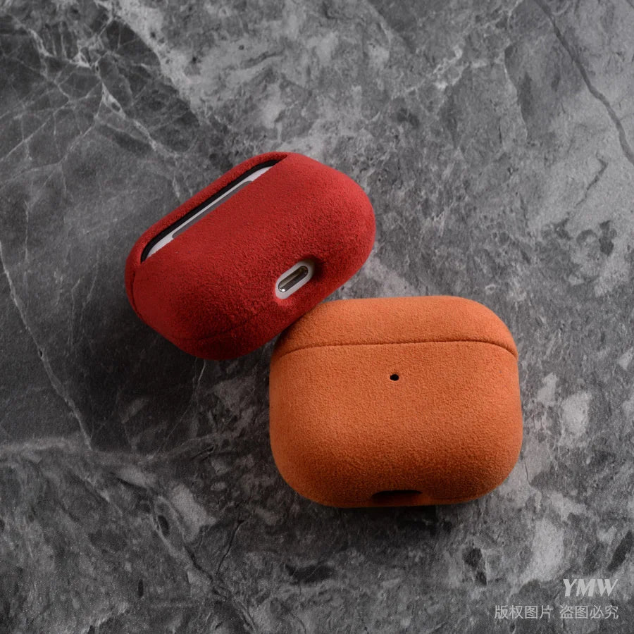 Capa Luxuosa em Suede Artificial ALCANTARA para AirPods 3